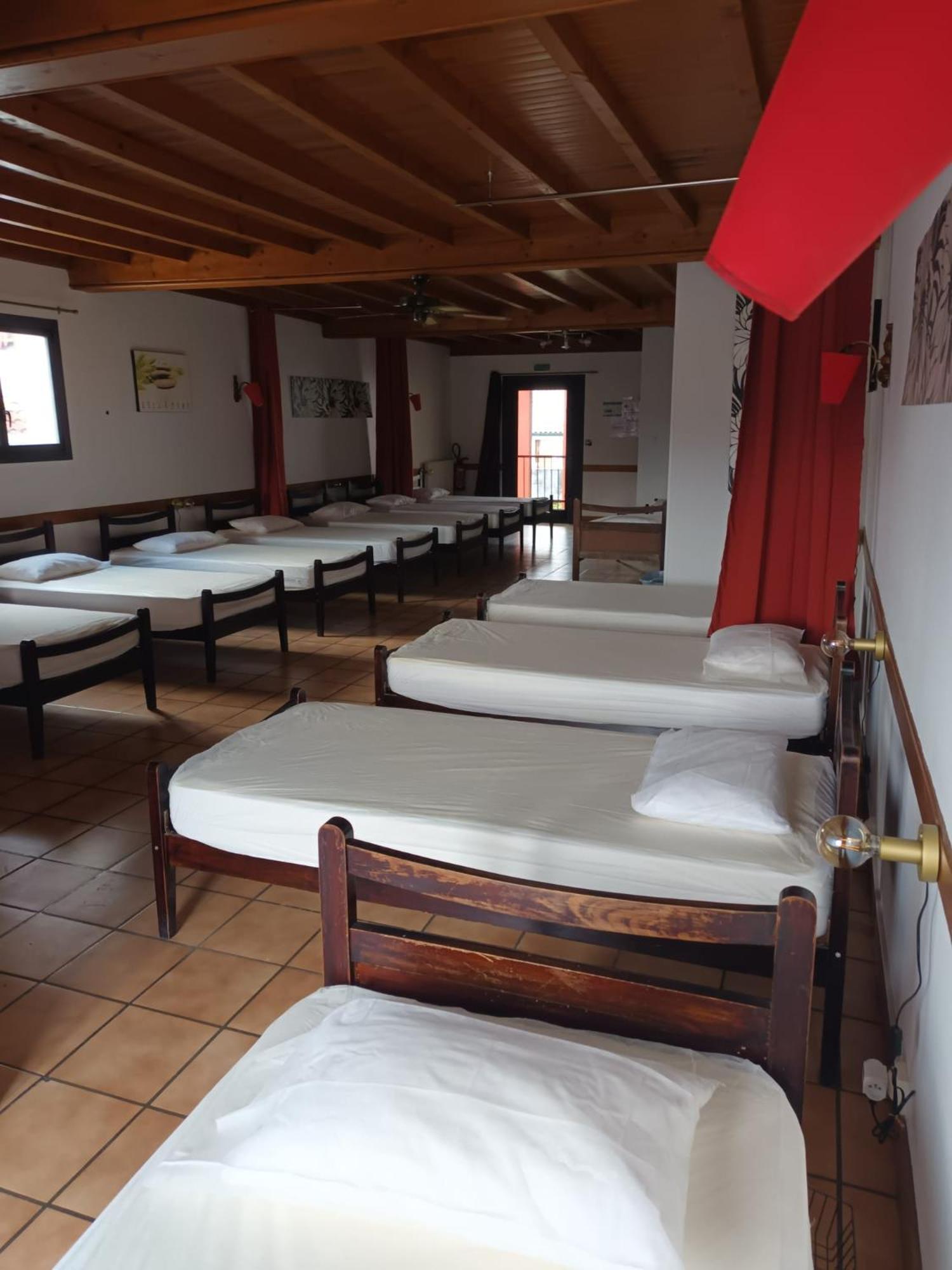 Refuge D'Etape Zuharpeta Randonneur Pelerin Hostel Saint-Jean-Pied-de-Port Kültér fotó