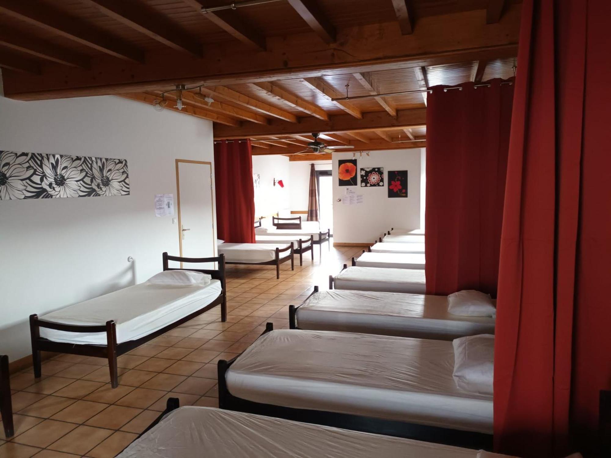 Refuge D'Etape Zuharpeta Randonneur Pelerin Hostel Saint-Jean-Pied-de-Port Kültér fotó