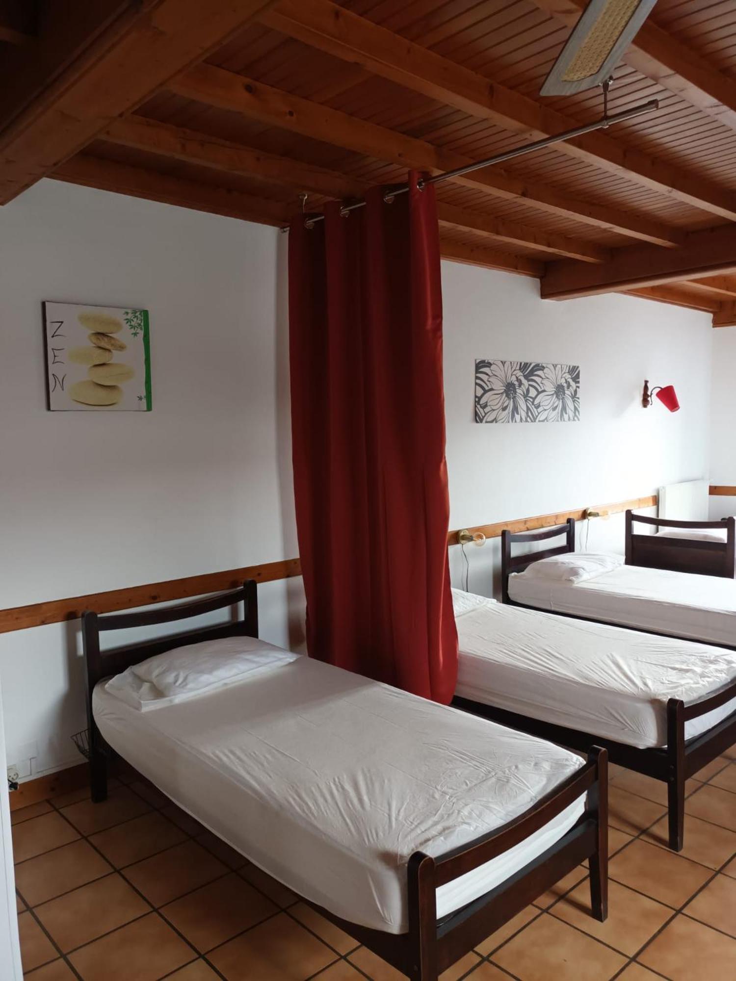 Refuge D'Etape Zuharpeta Randonneur Pelerin Hostel Saint-Jean-Pied-de-Port Kültér fotó